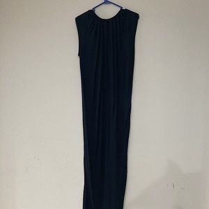 FOREVER 21 woman’s size small navy maxi dress